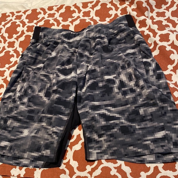 T.H.E. Shorts with liner - Picture 1 of 8